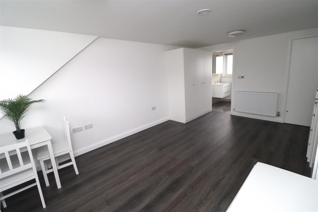 Property photo 3 of 9 Img_1725.Jpg