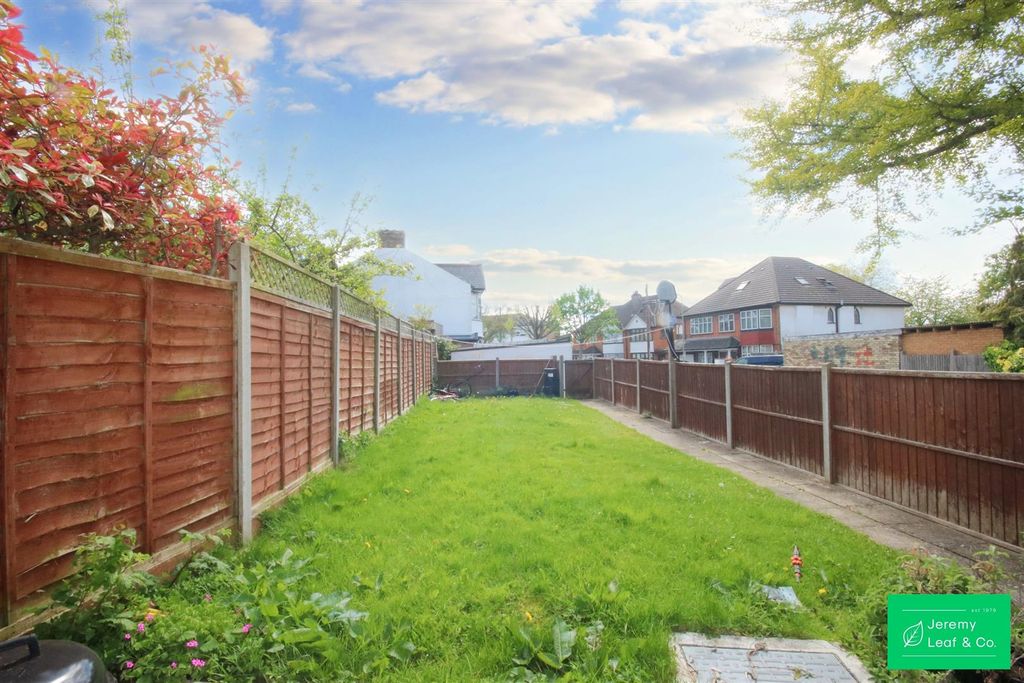 Property photo 1 of 24