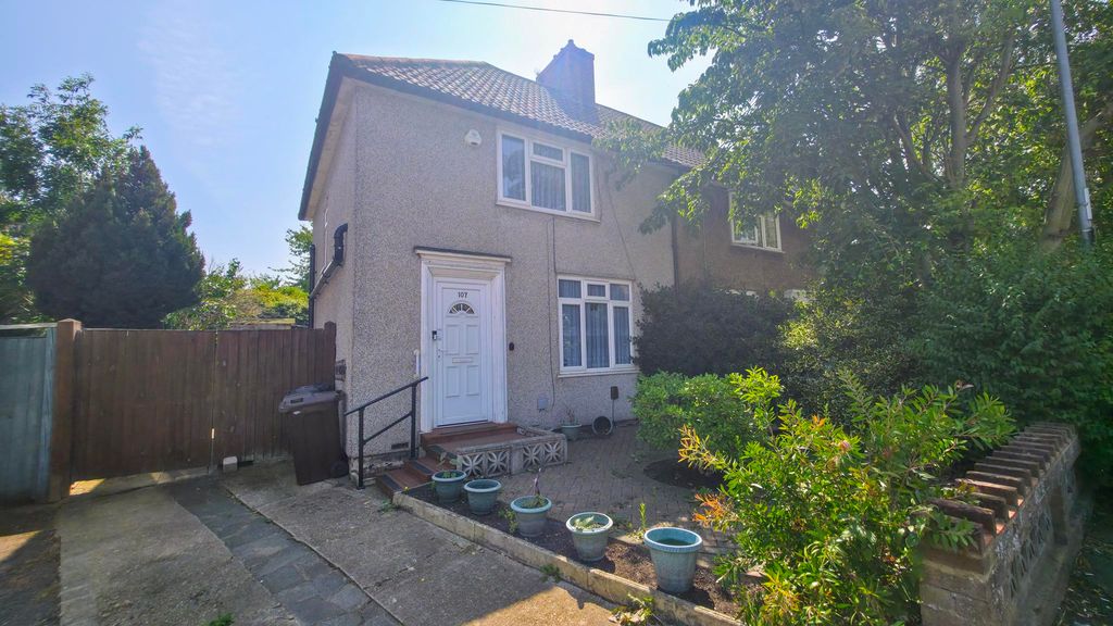 Property photo 1 of 18 Front