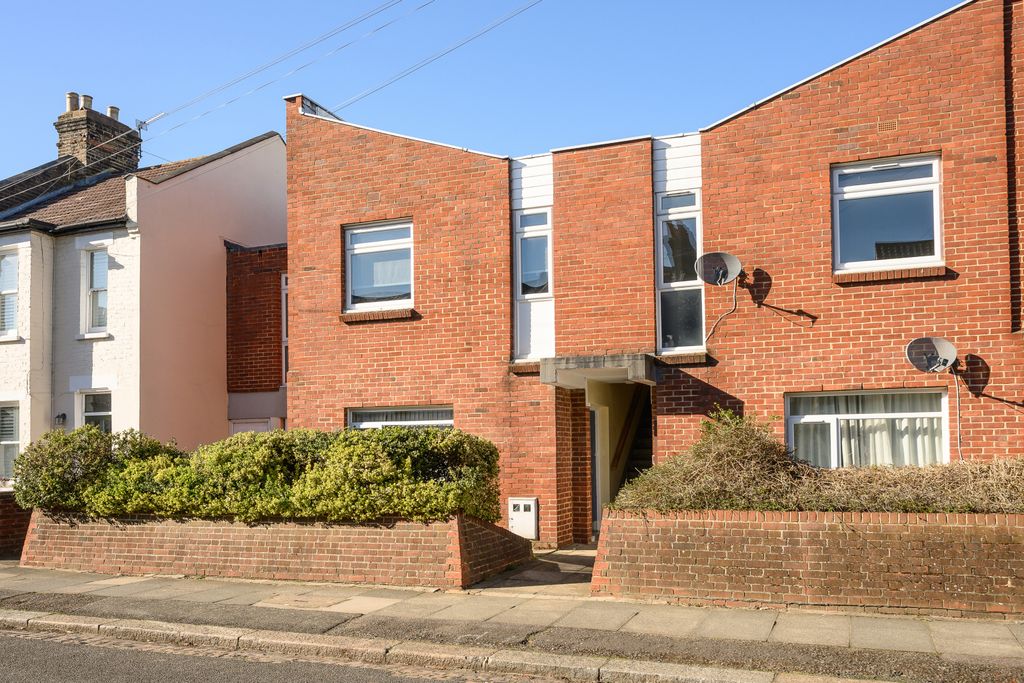Property photo 2 of 13 Picture No. 11