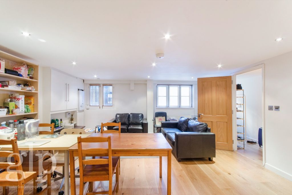 Property photo 1 of 15 2513342