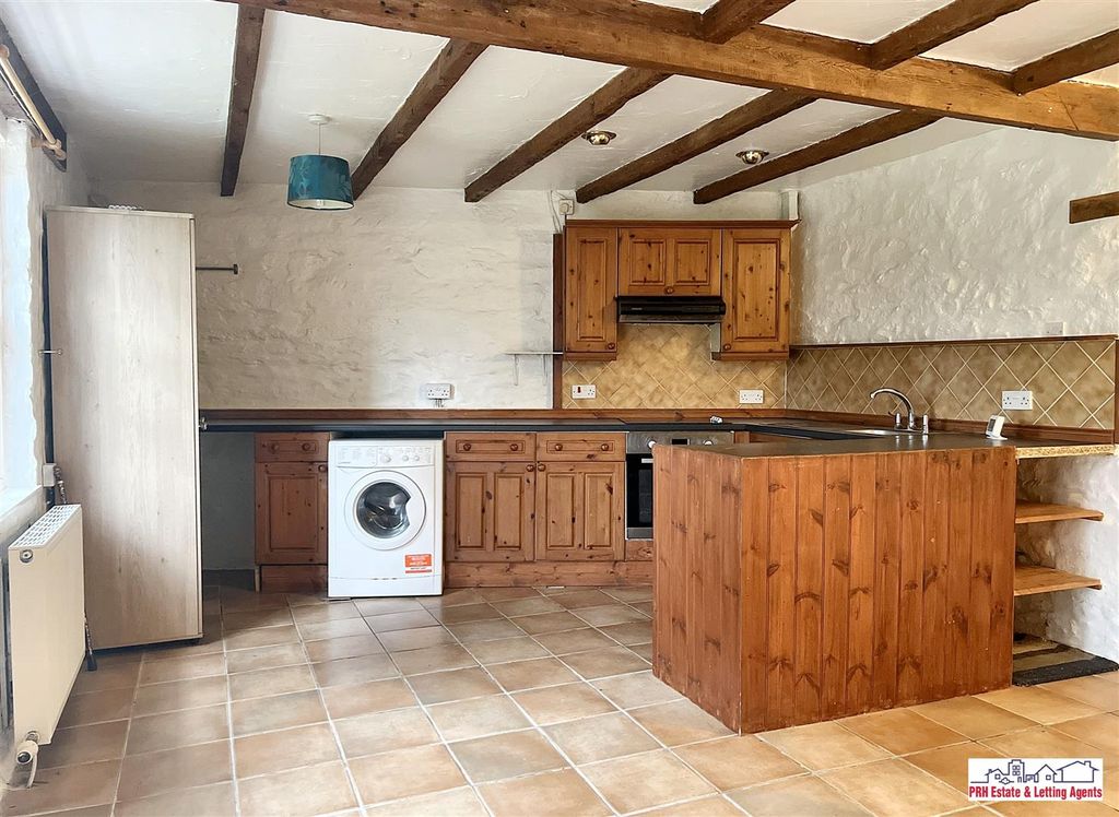 Property photo 3 of 9 Open Plan Living Room