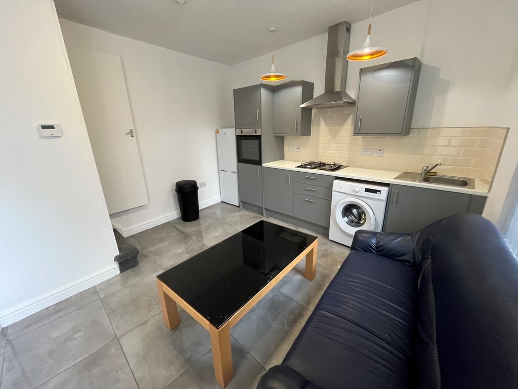 Property photo 2 of 5 Image