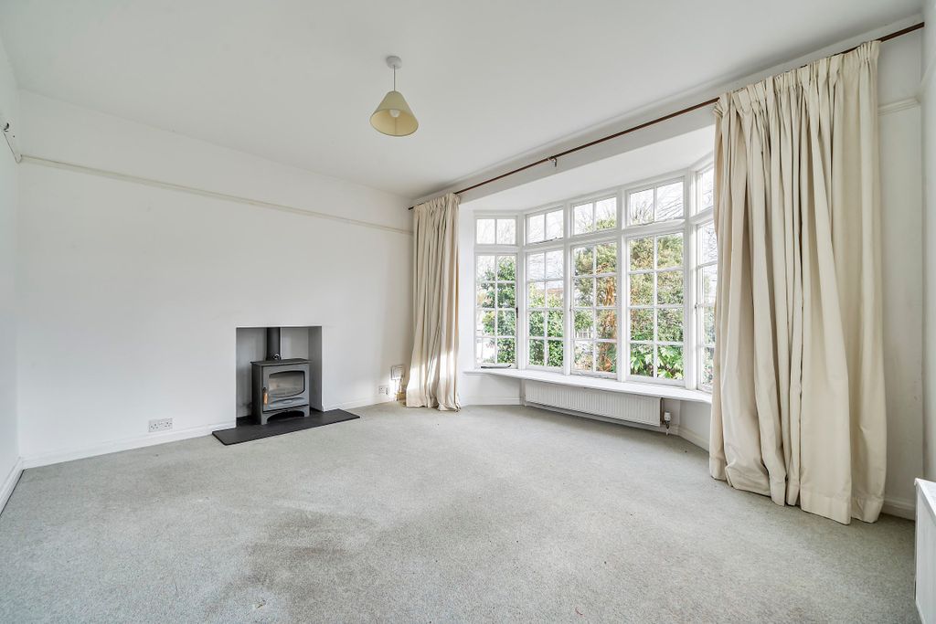 Property photo 2 of 12 Photo 2