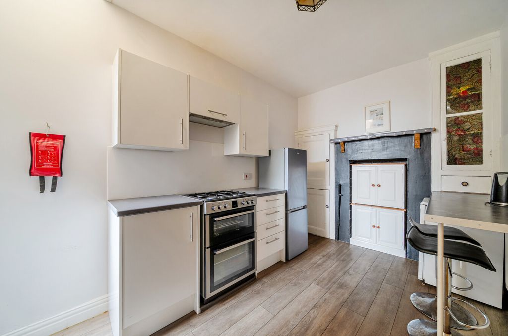 Property photo 3 of 13 1513195-18-1A042E...