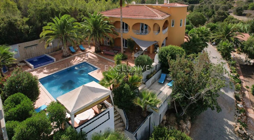 Property photo 1 of 33
