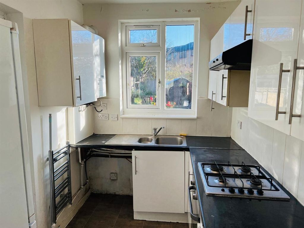 Property photo 3 of 10 Img-20251121-Wa0024.Jpg