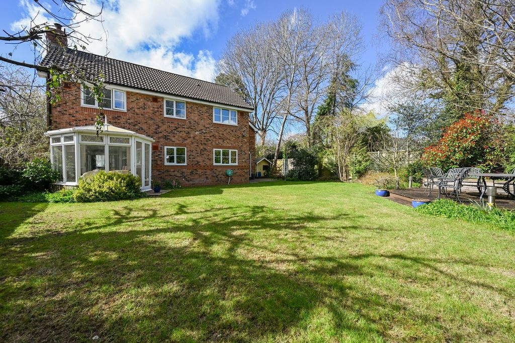 Property photo 1 of 16