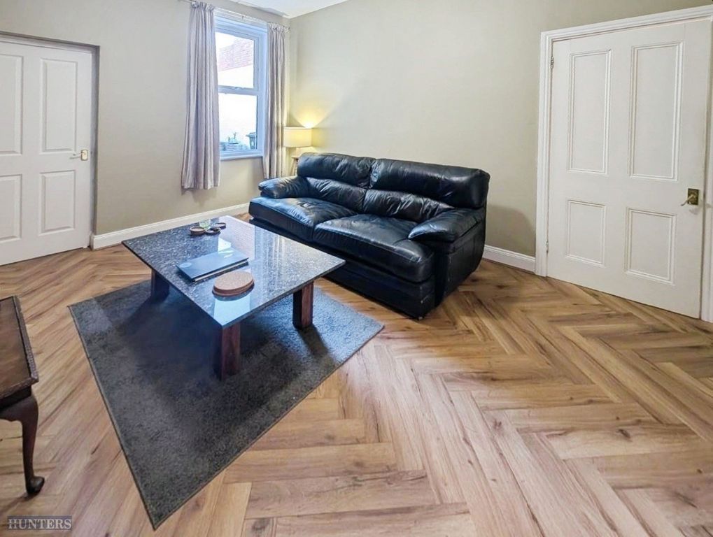 Property photo 2 of 14 Living Room