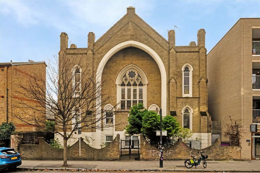 Property photo 1 of 8