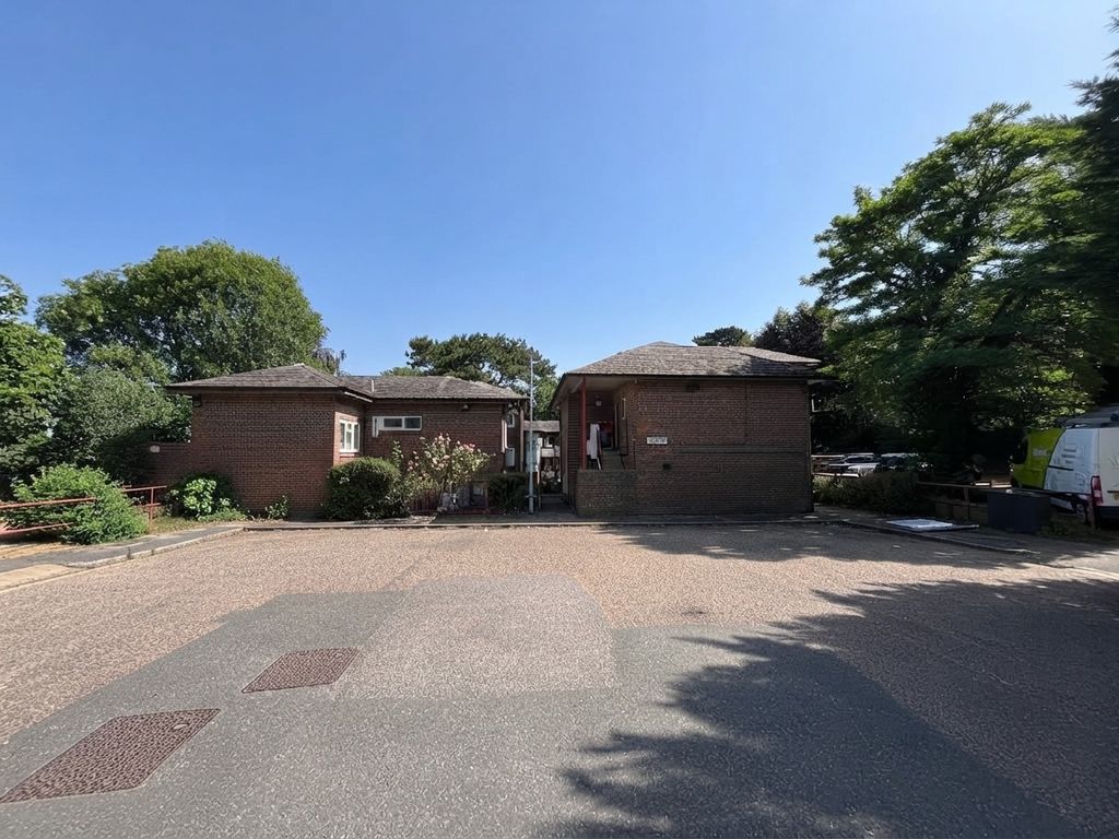 Property photo 1 of 9 5258220