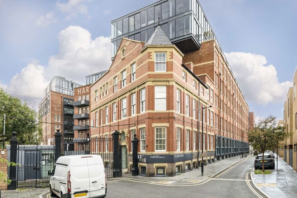 Property photo 1 of 7