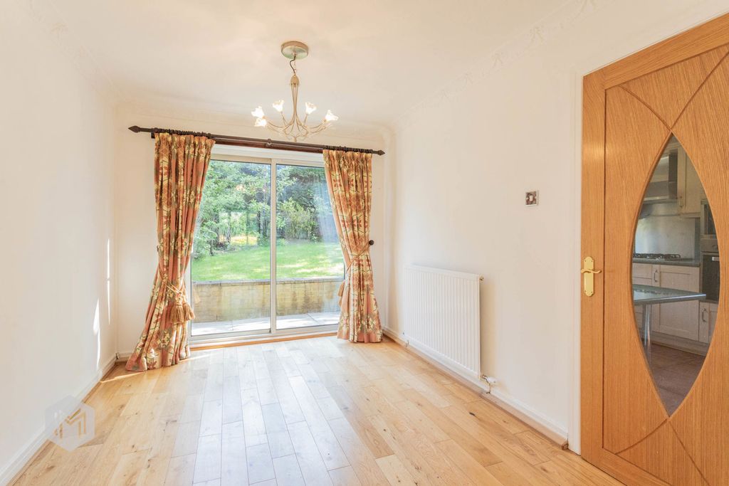 Property photo 3 of 30 Photograph