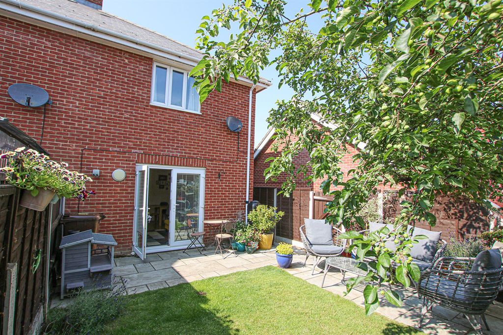 Property photo 2 of 16 Img_0636Back.Jpg