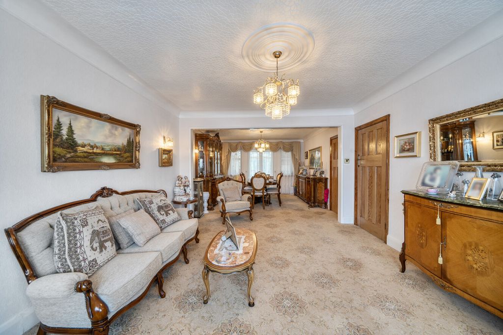 Property photo 3 of 16 1463329-4-6A0F1Db...