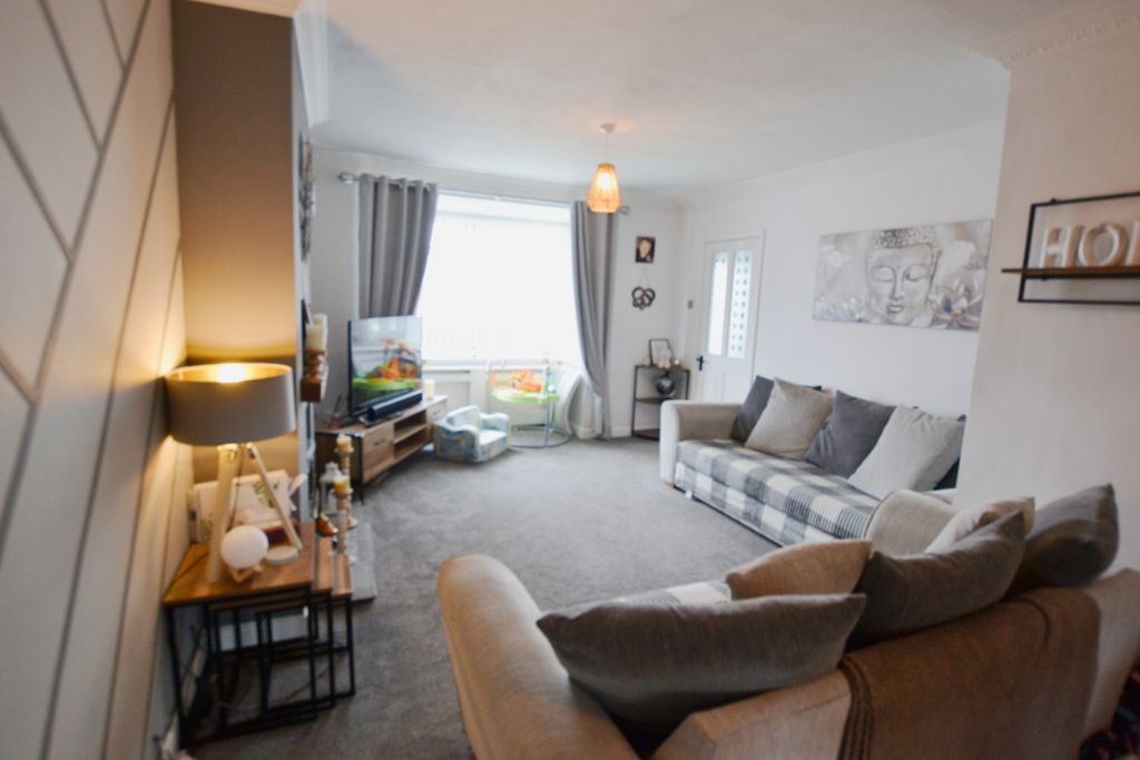 Property photo 3 of 23