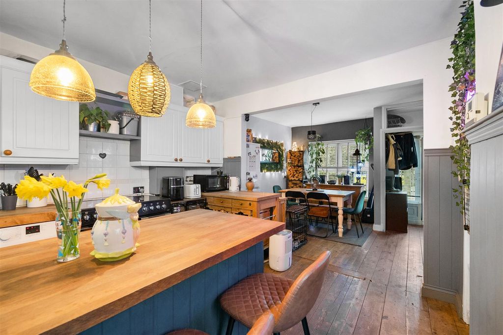 Property photo 1 of 13 0012.Jpg