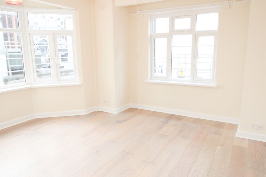 Property photo 3 of 6 Gallery