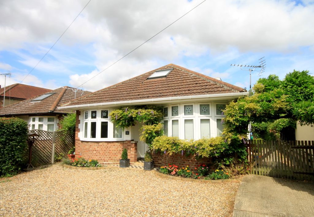 Property photo 1 of 4 Front