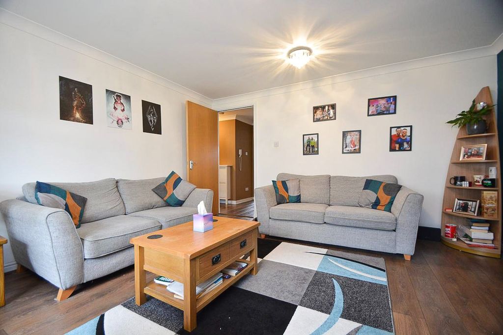 Property photo 3 of 14 5500775
