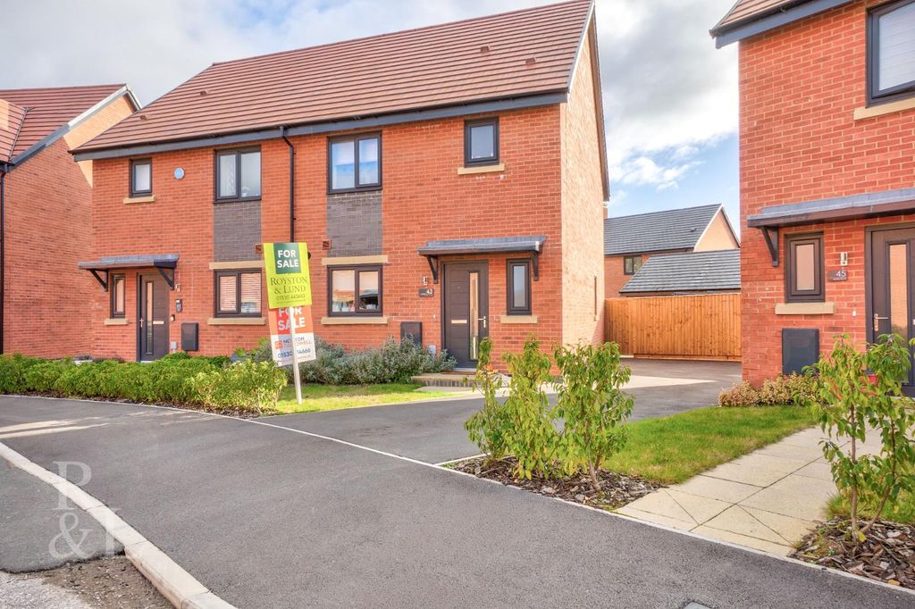 Property photo 1 of 25 43 Jersey Drive+ (3).Jpg