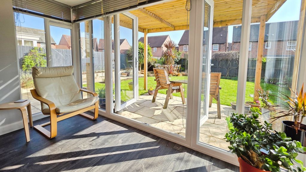 Property photo 3 of 20