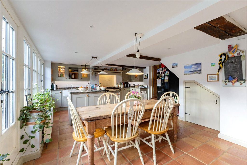 Property photo 2 of 25 Kitchen/Dining Room