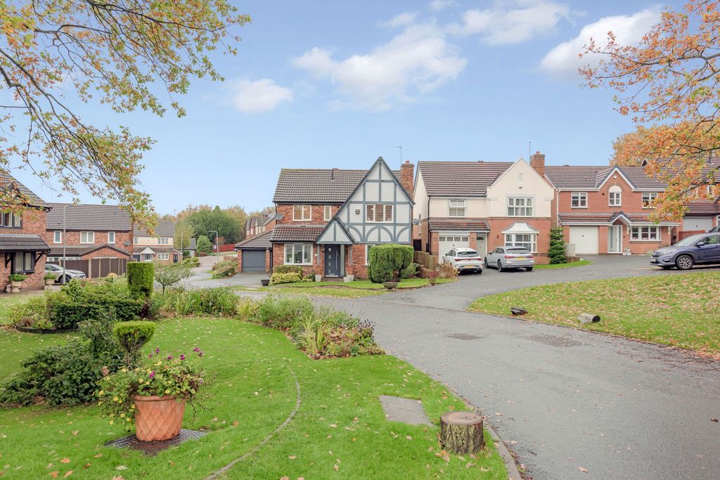 Property photo 1 of 30