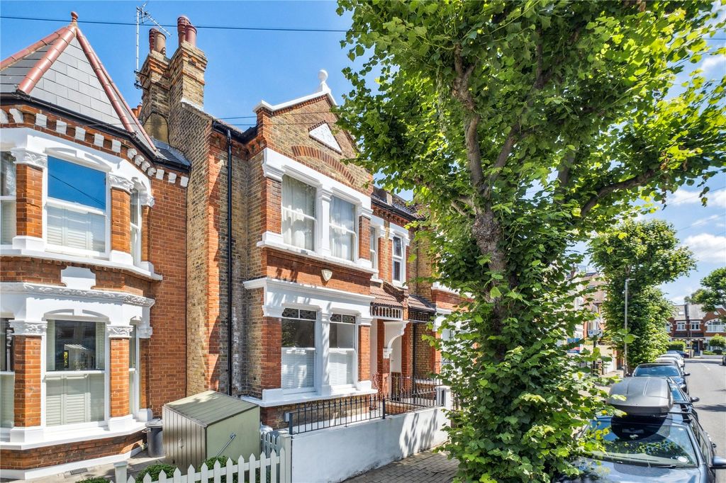 Property photo 1 of 10 Swanage Road