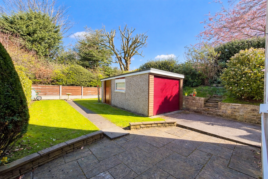 Property photo 2 of 27