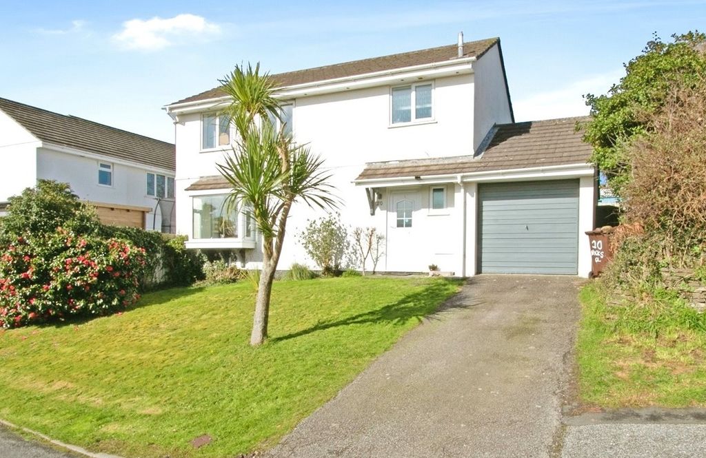Property photo 1 of 13 Front