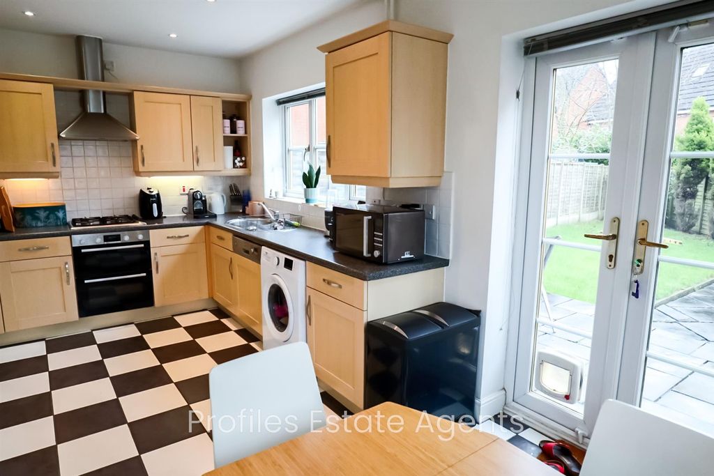 Property photo 3 of 27 7.Jpg