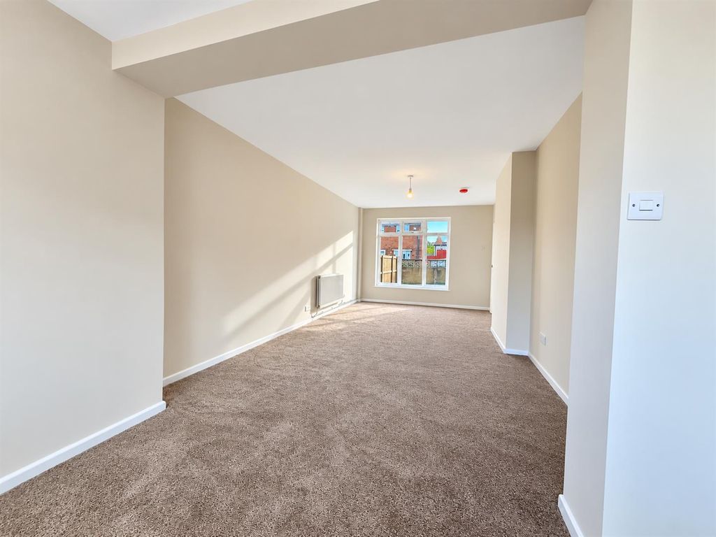 Property photo 3 of 17 Extended Living Room / Dining Area: