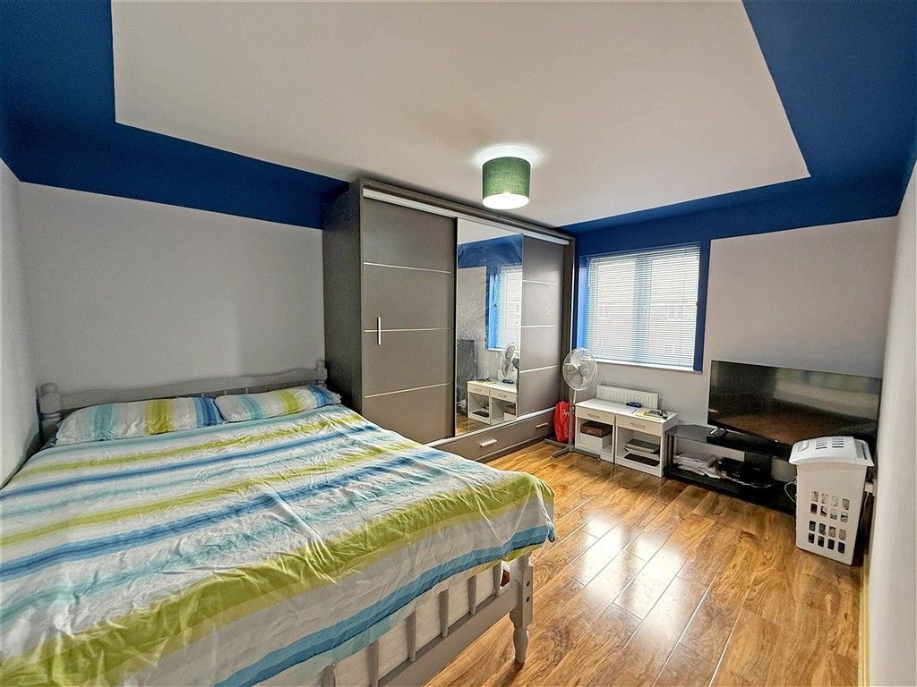 Property photo 2 of 11 Bedroom 2