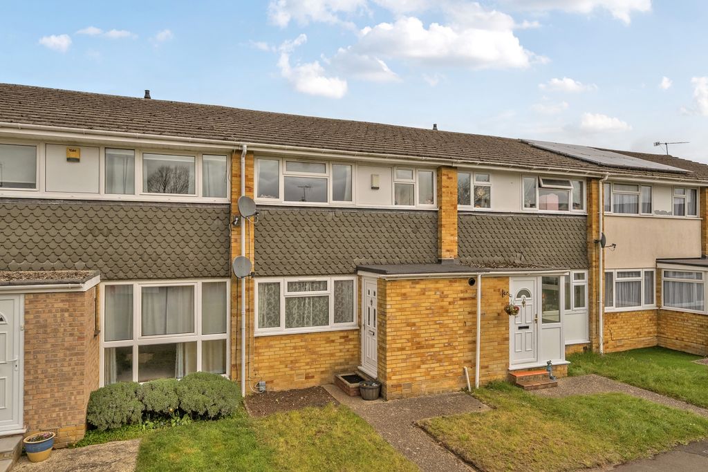 Property photo 1 of 19 Front