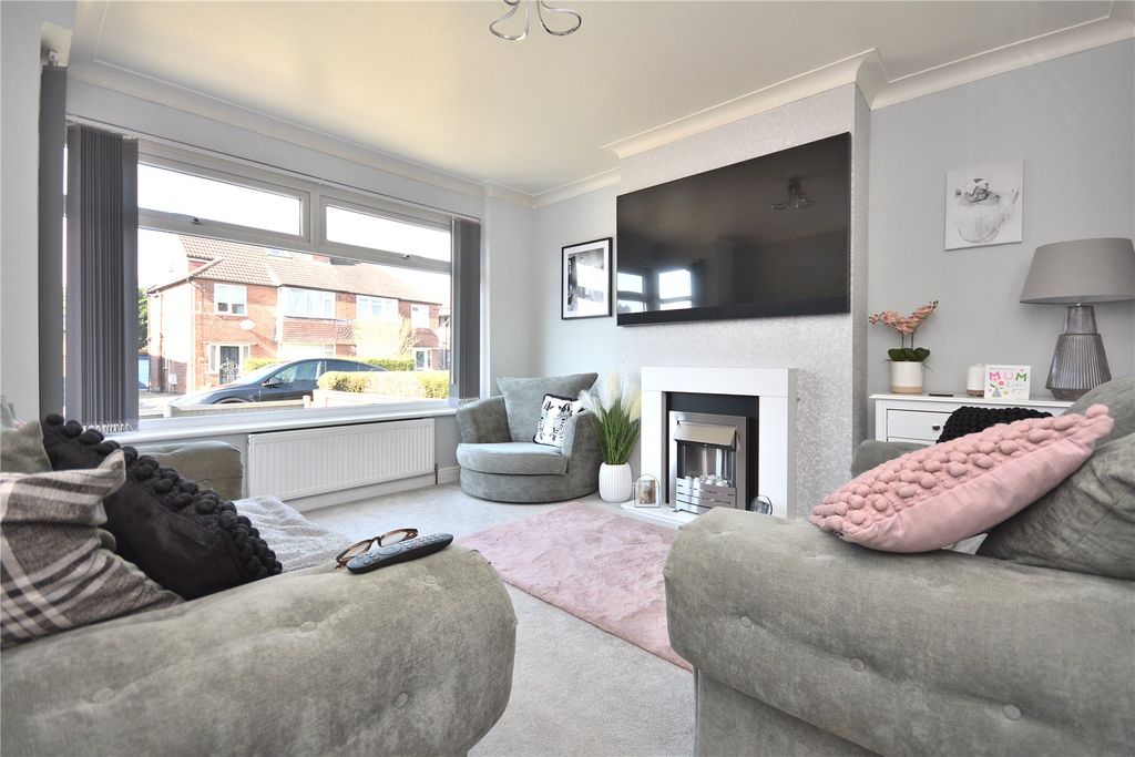 Property photo 2 of 16 Picture No. 09