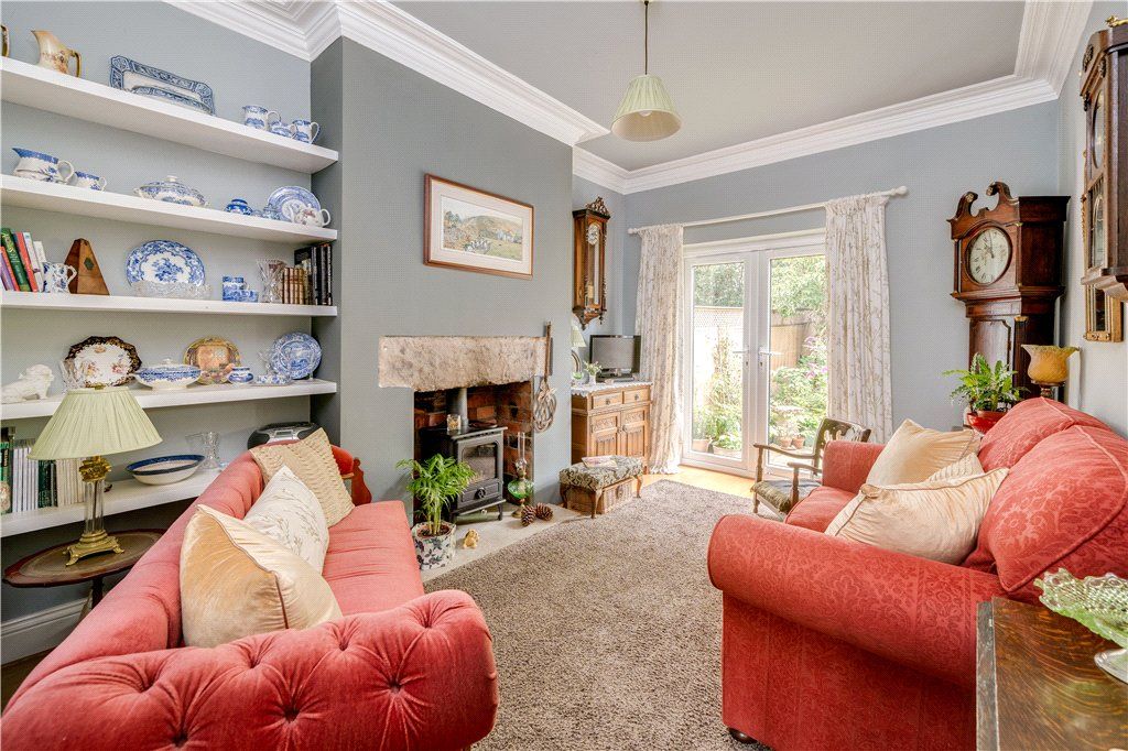 Property photo 3 of 10 Sitting Room