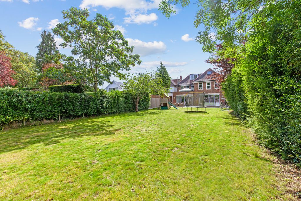 Property photo 2 of 14