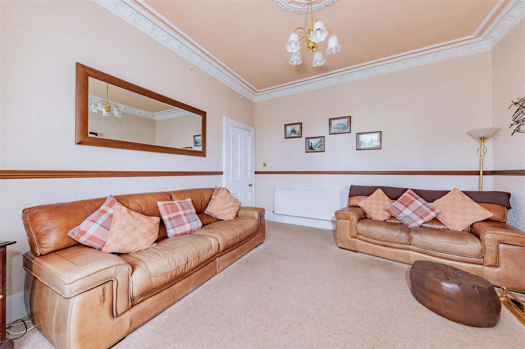 Property photo 3 of 30 Rosemount Villa 10 Bright Street Dundee-6.Jpg