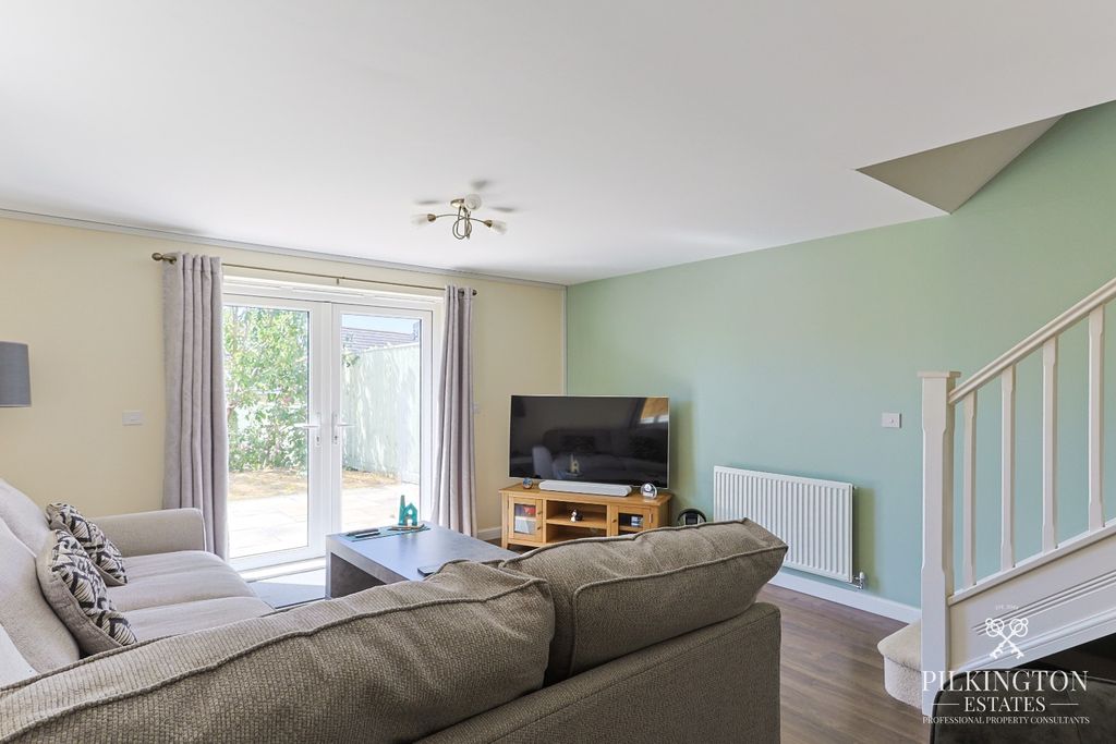 Property photo 3 of 13 5343154
