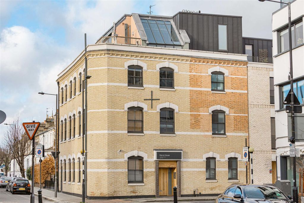 Property photo 1 of 7