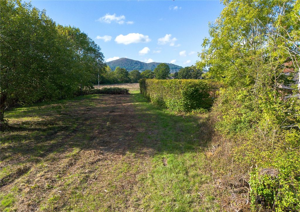 Property photo 2 of 9 Plot