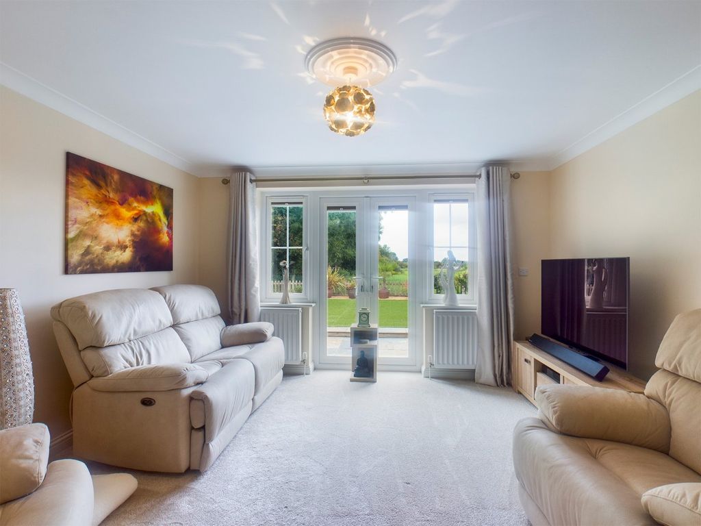 Property photo 3 of 13