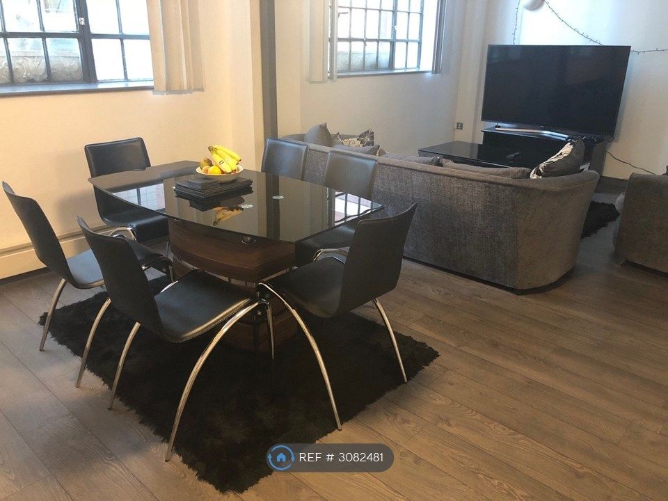 Property photo 3 of 8