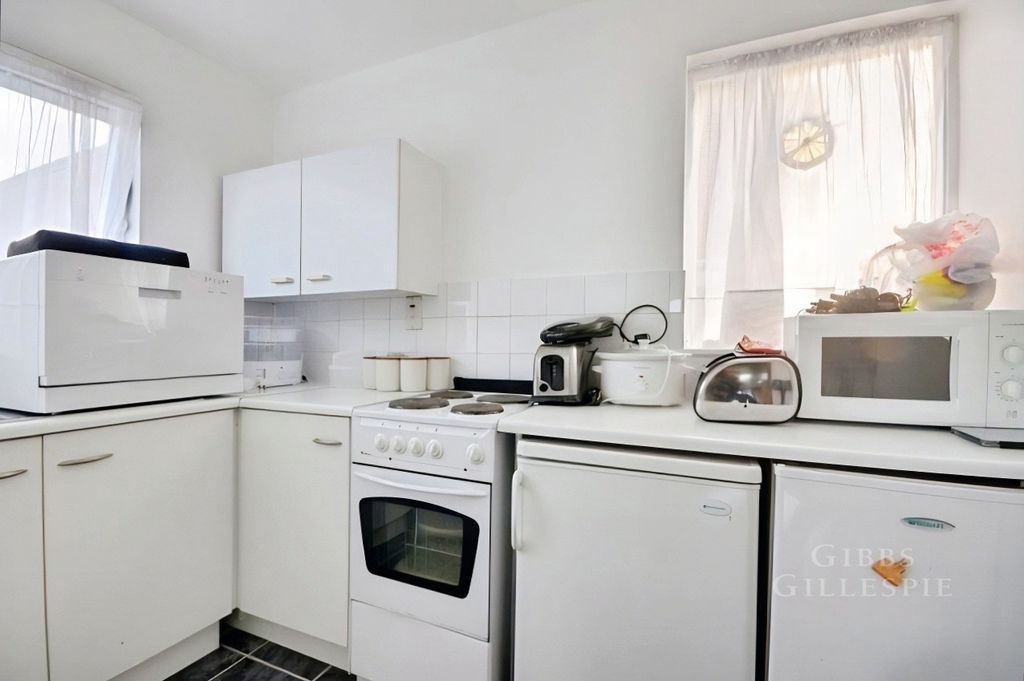 Property photo 2 of 7 Pbox-Img.Jpg