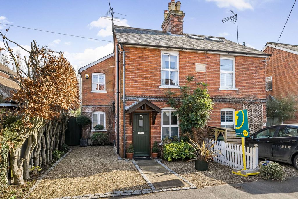 Property photo 2 of 19