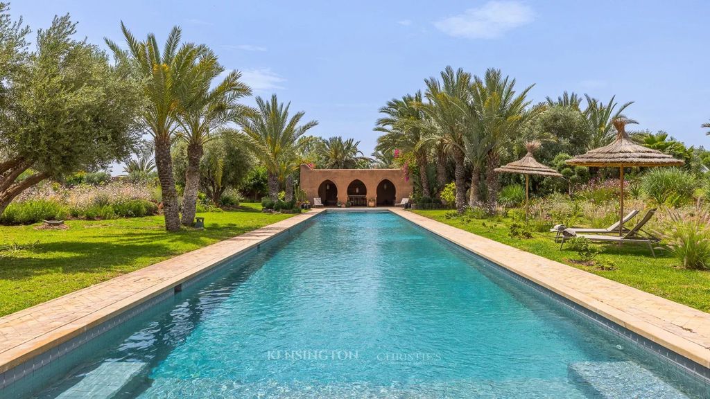 Property photo 2 of 43