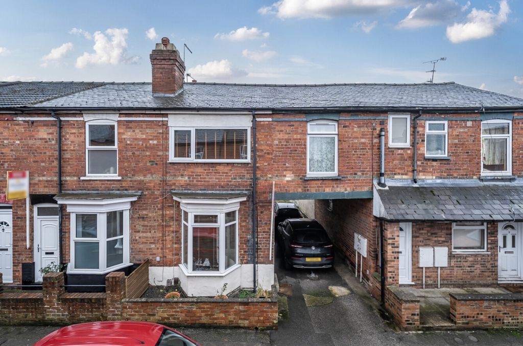 Property photo 1 of 17 1403418-1-6970E6E19F999