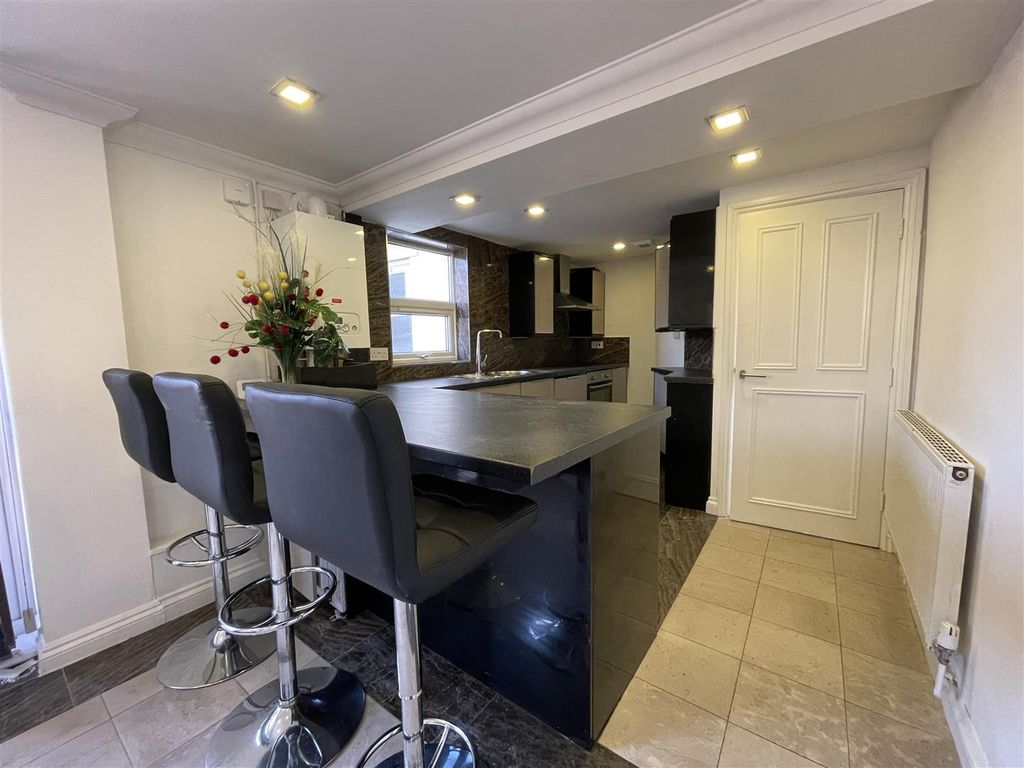 Property photo 2 of 11 Img_2763.Jpg