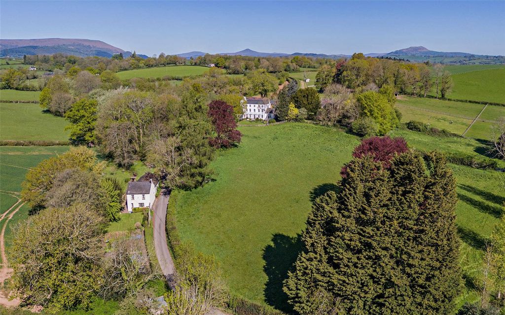Property photo 2 of 34 Aerial